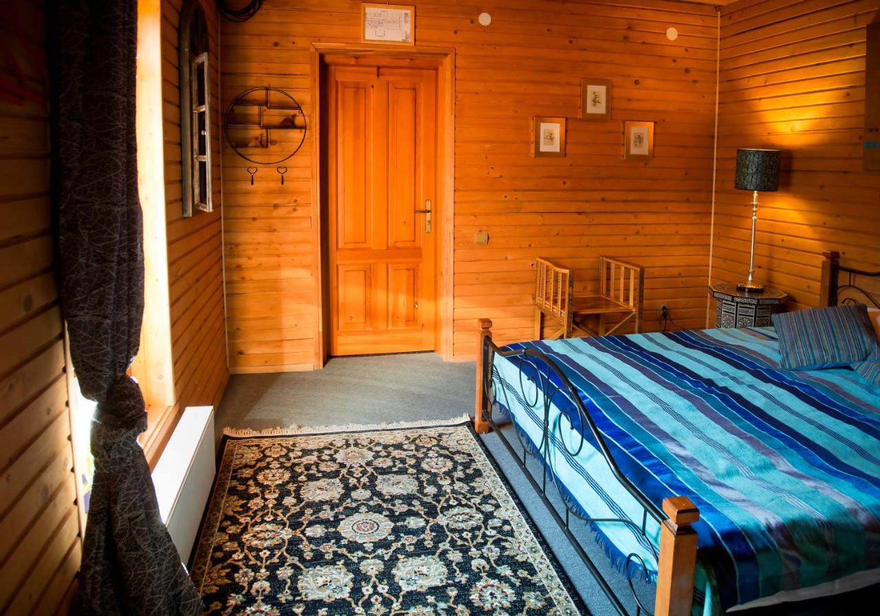 Raksi Hotel Cesis Ngoại thất bức ảnh