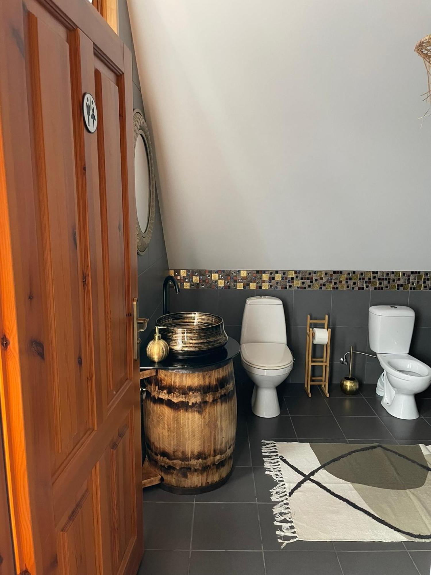 Raksi Hotel Cesis Ngoại thất bức ảnh