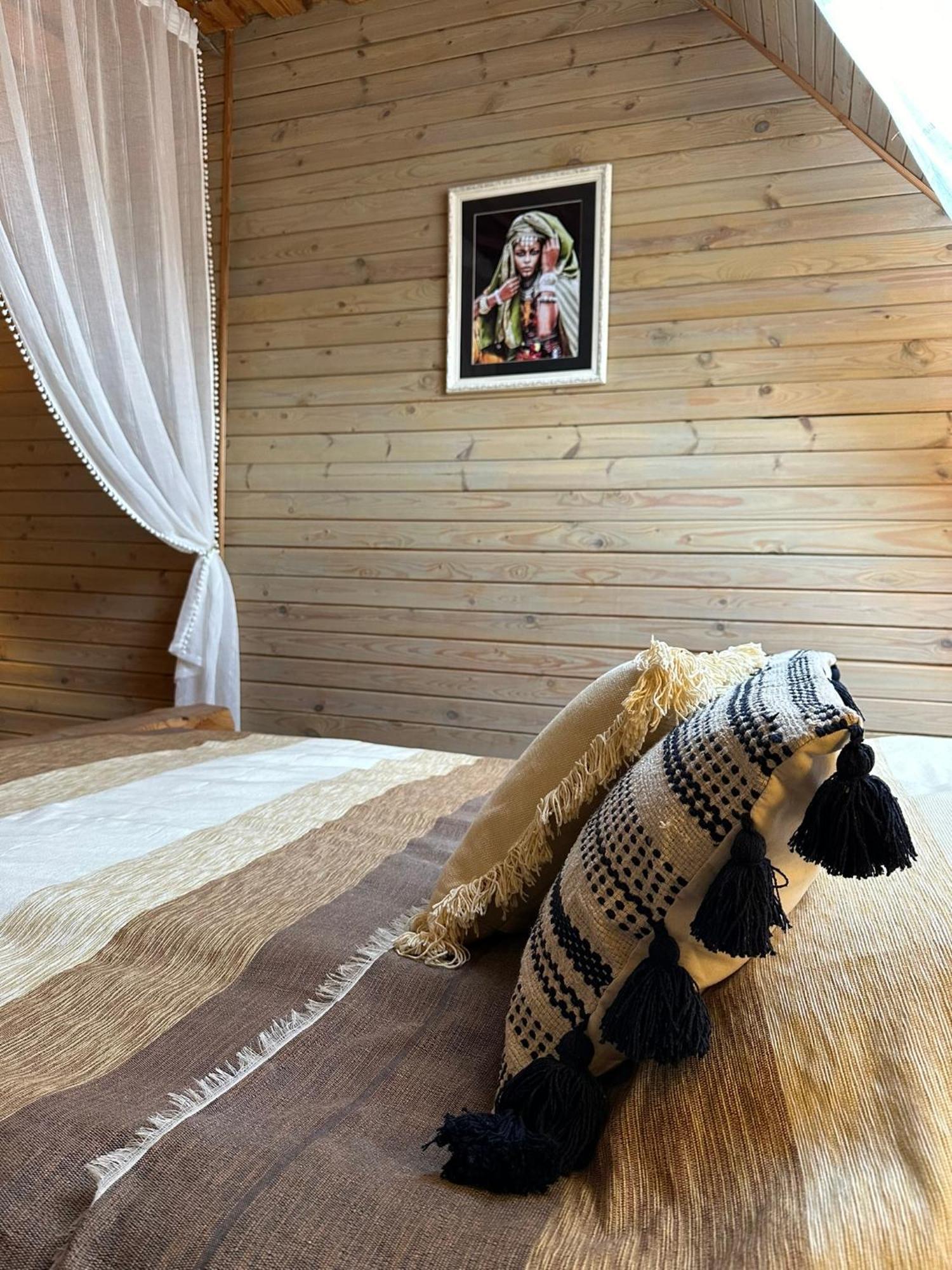 Raksi Hotel Cesis Ngoại thất bức ảnh